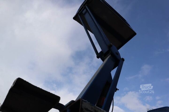 Plate-forme de travail télescopique articulée JLG Power Tower Electric, 5.10m Working Height, 250kg