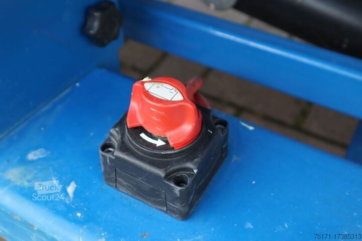 Plate-forme de travail télescopique articulée JLG Power Tower Electric, 5.10m Working Height, 250kg