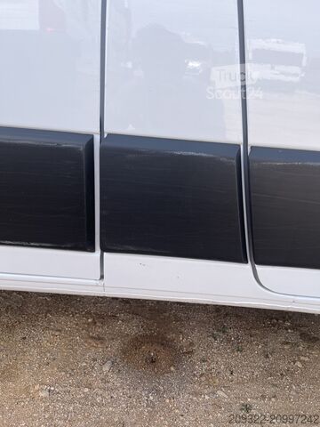 Caravan/camper Fiat Weinsberg Carabus 600 K | 4 posti letto | Completamente attrezzato