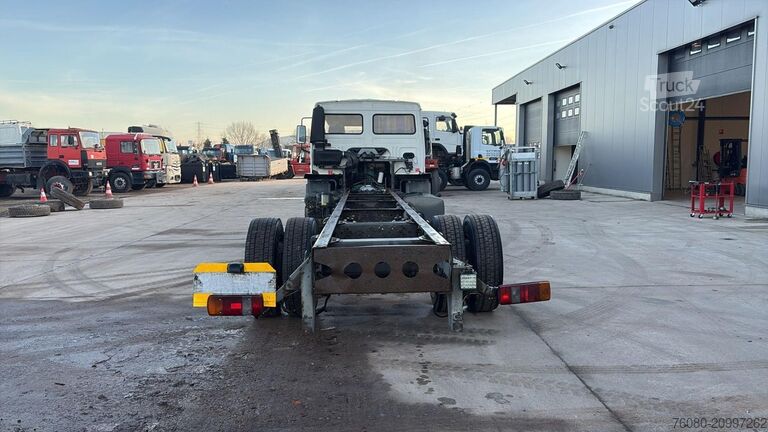 Châssis cabine Volvo FL 220 (STEEL SUSP. / 10 BOLTS / 18 TONS / LONG...