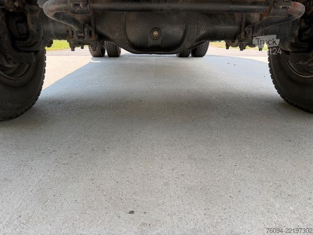 Speciální nákladní automobil MAN 17.232 4x4 KRAN SEILWINDE Kran und LKW