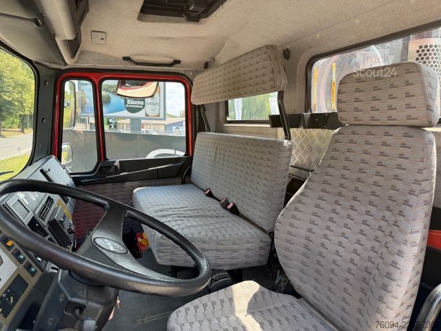Speciální nákladní automobil MAN 17.232 4x4 KRAN SEILWINDE Kran und LKW