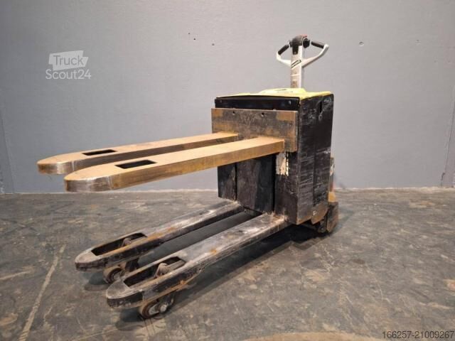 Handmatige palletwagen Caterpillar NPP20N2E