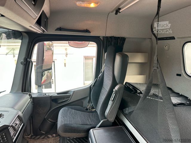 Tipper truck MERCEDES-BENZ Arocs 2645 6x4 3-Seiten-Kipper AHK 35to