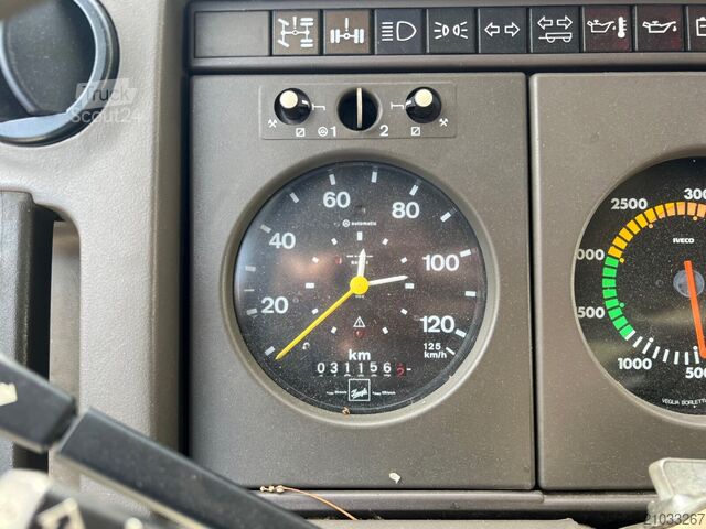 Бортовой грузовик Iveco-Magirus 120-23 AW 4x4 Doka 120-23 AW 4x4 Doka, V8-Motor, Gerätewagen, Seilwinde