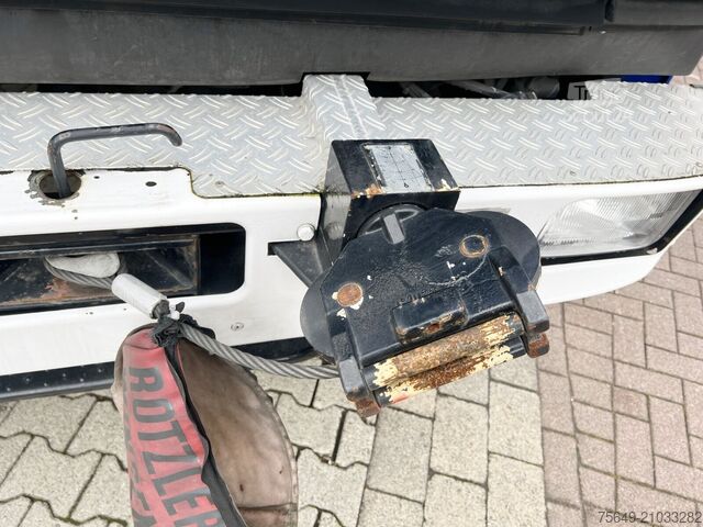 Бортовой грузовик Iveco-Magirus 120-23 AW 4x4 Doka 120-23 AW 4x4 Doka, V8-Motor, Gerätewagen, Seilwinde