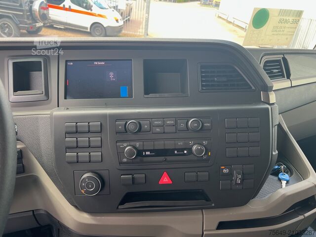 Grue à tour MAN TGS 33.430 6x6 BB CH TGS 33.430 6x6 BB CH mit Kran Hiab X-HiDuo 228 E-6, Funk