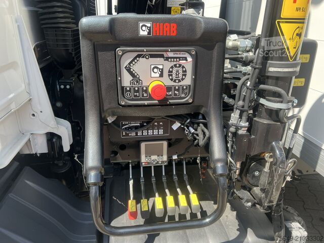 Grue montée sur camion MAN TGL 12.190 4x2 BL TGL 12.190 4x2 BL mit Kran Hiab Hiduo 072DS-3