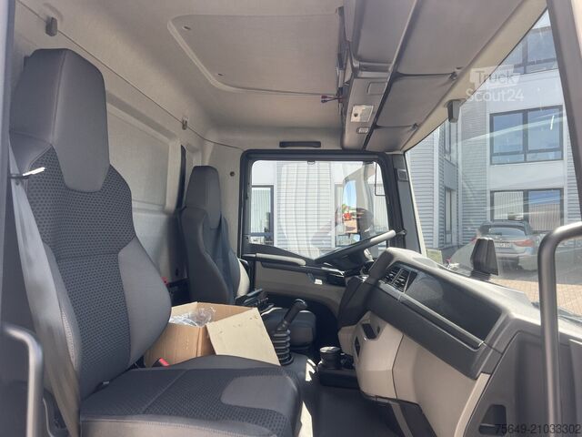 Grue montée sur camion MAN TGL 12.190 4x2 BL TGL 12.190 4x2 BL mit Kran Hiab Hiduo 072DS-3