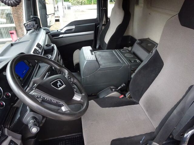 Camion-benne tricar MAN TGS 35.470 8x4 BB TGS 35.470 8x4 BB, Navi, Bordmatik