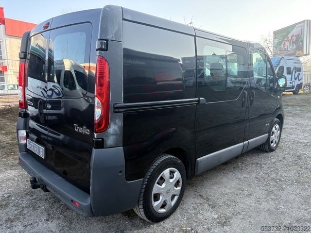 Bestelwagen RENAULT Trafic Kasten L1H1 Doka 2,9t Komfort,Navi