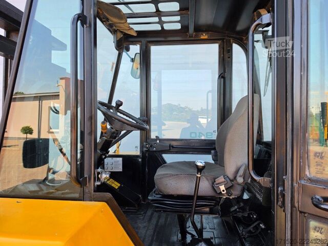 Terrængående gaffeltruck JCB 940-4 T4 - TRIPLEX