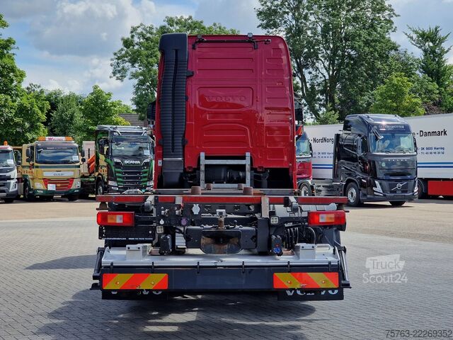 Sistema BDF Volvo FH 13.460 Globetrotter XL 6x2 - BDF - Loadlift ...
