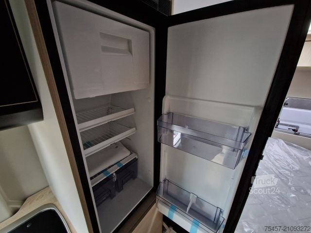 Halvintegrert bobil KNAUS L!VE WAVE 650 MF Platinum Selection