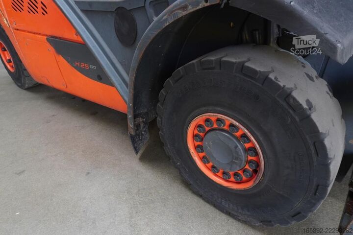 Viličar Linde H 25 T EVO 392-02