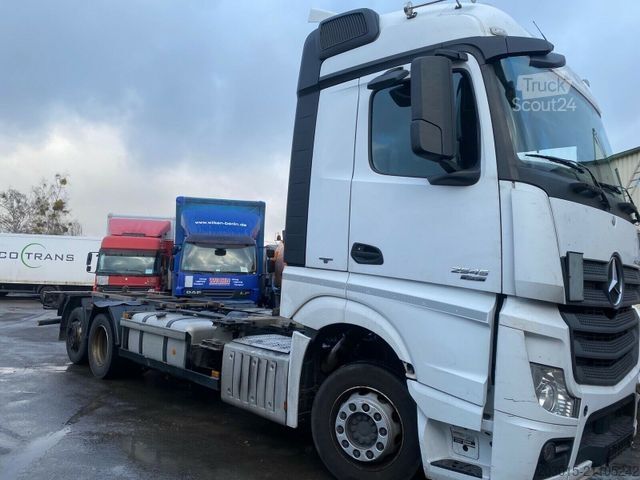 Ladbil med udskifteligt lad MERCEDES-BENZ ACTROS 2545 L