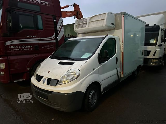 Izotermiczny van chłodnia RENAULT Trafic