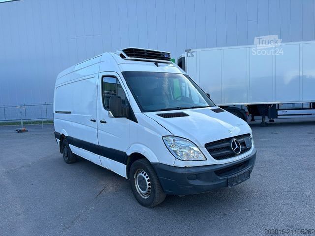 Koelwagen met geïsoleerde laadbak MERCEDES-BENZ Sprinter II Kasten 310/311/313/314/316 CDI