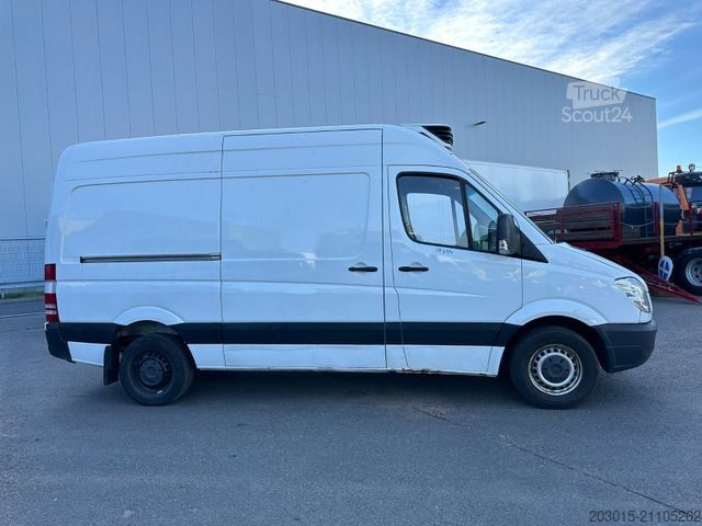 Koelwagen met geïsoleerde laadbak MERCEDES-BENZ Sprinter II Kasten 310/311/313/314/316 CDI