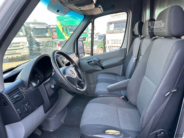 Koelwagen met geïsoleerde laadbak MERCEDES-BENZ Sprinter II Kasten 310/311/313/314/316 CDI