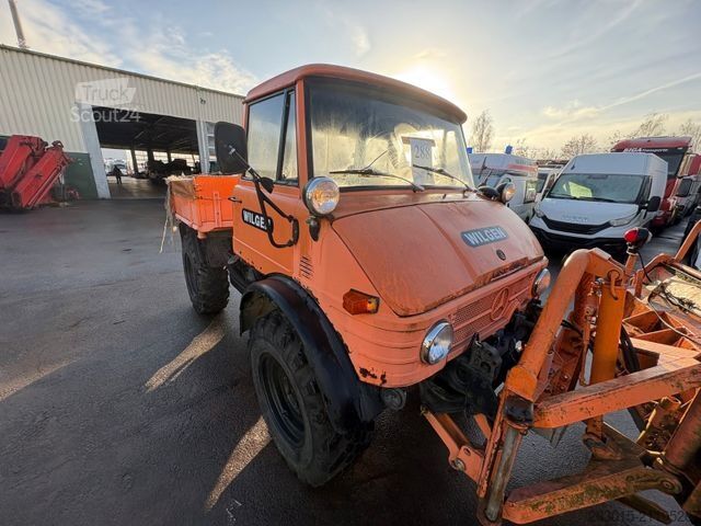  UNIMOG U  403   Winterdienst
