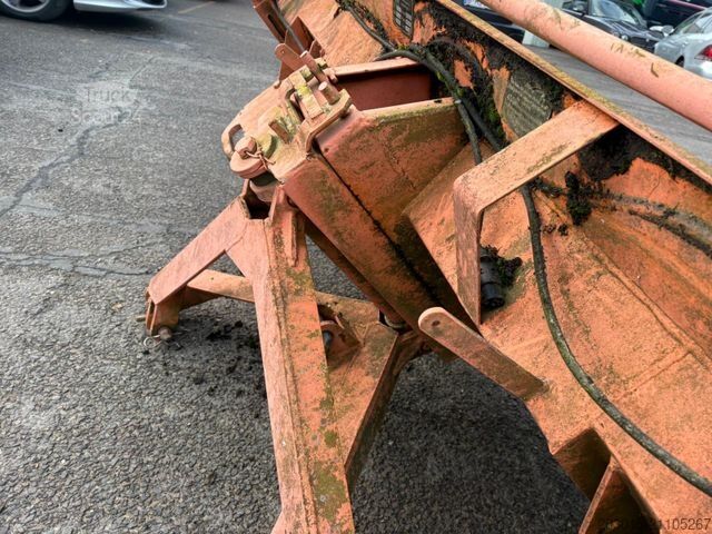  UNIMOG U  403   Winterdienst