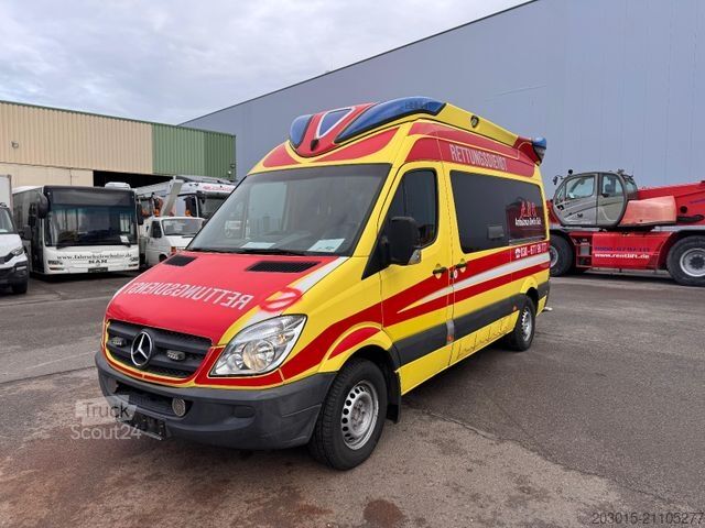 Brandbil MERCEDES-BENZ Sprinter  315 CDI  Rettungswagen / Kranken