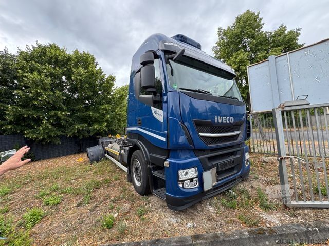 Wechselfahrgestell LKW IVECO Stralis  AS 260 SY /FS  CM LNG