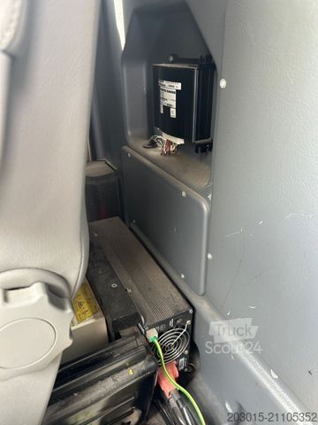 Autospecială de pompieri VOLKSWAGEN T5 Transporter Kasten-Kombi Kombi lang