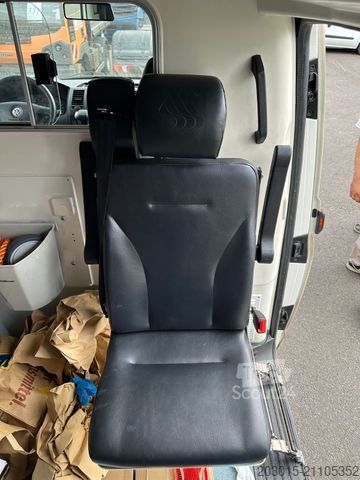 Autospecială de pompieri VOLKSWAGEN T5 Transporter Kasten-Kombi Kombi lang