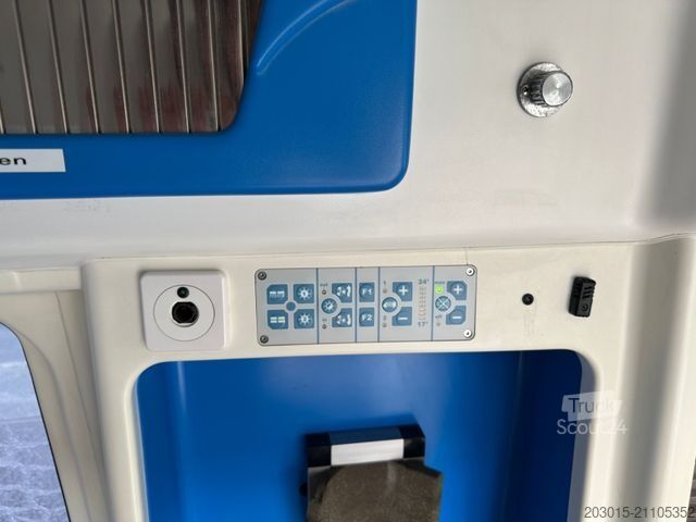 Autospecială de pompieri VOLKSWAGEN T5 Transporter Kasten-Kombi Kombi lang