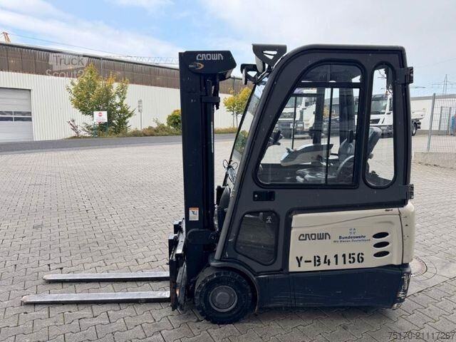 Chariot élévateur Crown SCT6020-1.3 / Triplex 4,3m / Batterie 06/2020