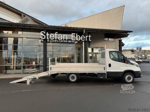 Biltransport skåpbil Iveco Daily 35S16 HA8 *Rampen*L3.500mm*Automatik*AHK*