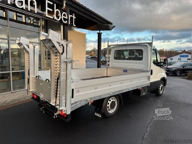 Biltransport skåpbil Iveco Daily 35S16 HA8 *Rampen*L3.500mm*Automatik*AHK*
