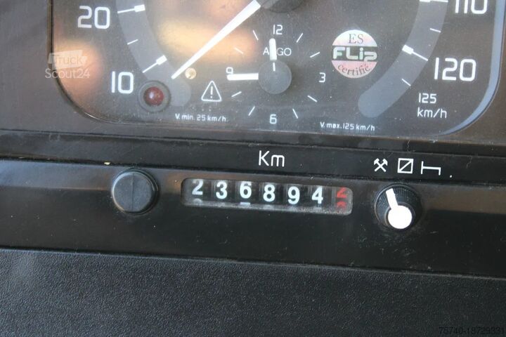 Tank Renault Midlum 250 + 2 COMP + 6180liter + euro 2 + manual