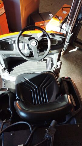 Tow tractor STILL (Hamburg) LTX70 Elektro Schlepper TOP