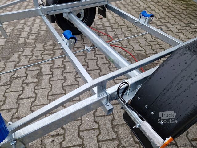 Rimorchio per barche Sorelpol Neptun Navy Bootstrailer Motorboot Anhänger GN231 1300kg gebremst Neu