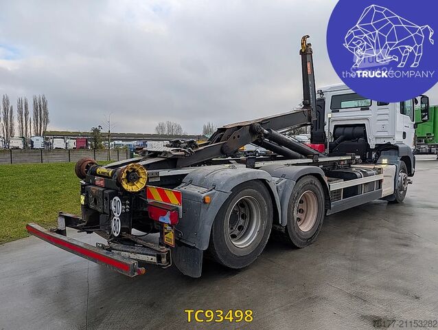 Container transportation MAN TGS 26.460