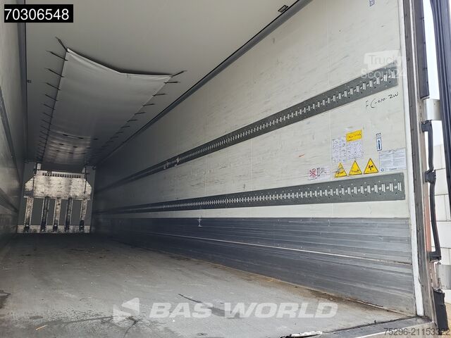 Transporte refrigerado/congelado Krone SD 3 axles Tailgate Lifting Axle