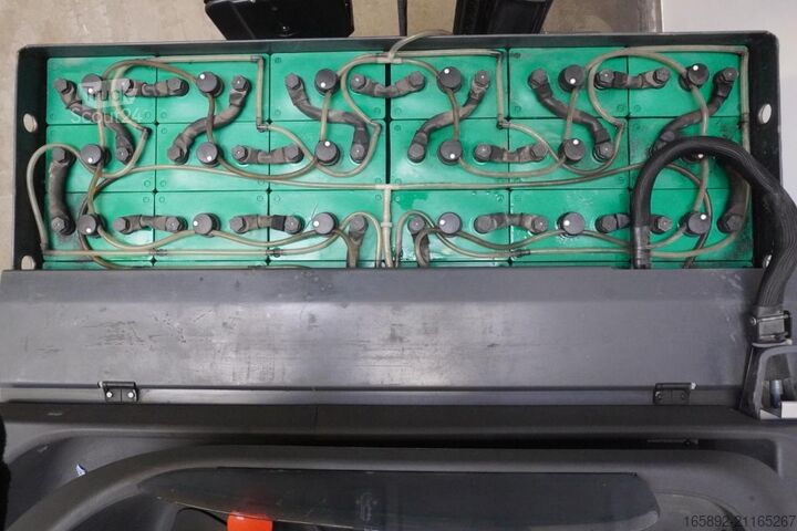 Reach truck Linde R 16 HD 1120