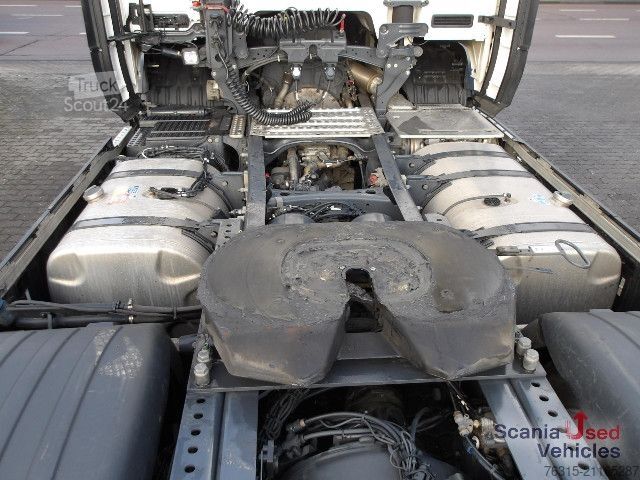 Ciągnik siodłowy typu volume Scania R460 EB - MEGA - HIGHLINE - 2x TANKs - ACC