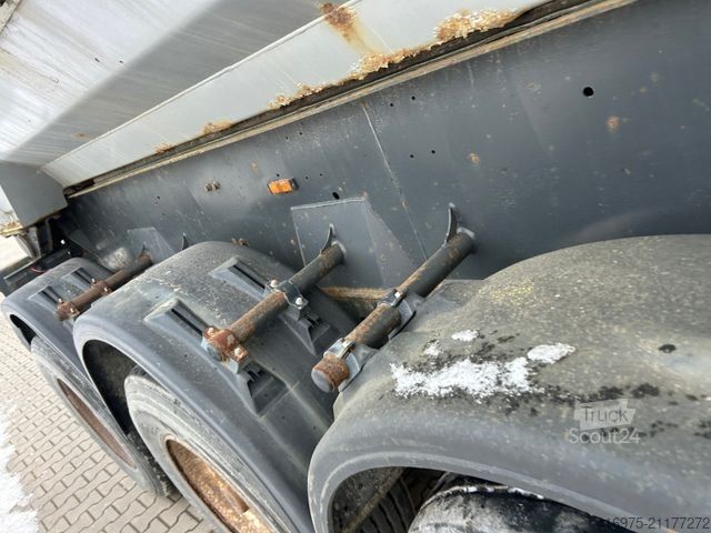 Polpriklopnik MEILLER TR 3 3-Achs Sattelauflieger Kipper Mulde 26-27m³