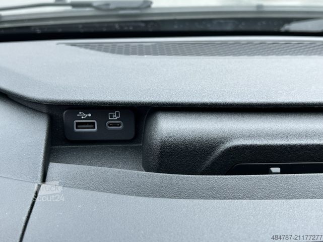 Furgone chiuso IVECO Daily 35S18H Koffer LBW+ACC+LED+NAVI