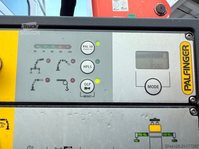 Autocarro ribaltabile MERCEDES-BENZ Arocs 1835K/Meiller/PalfingerKran13001K/Funk/E6