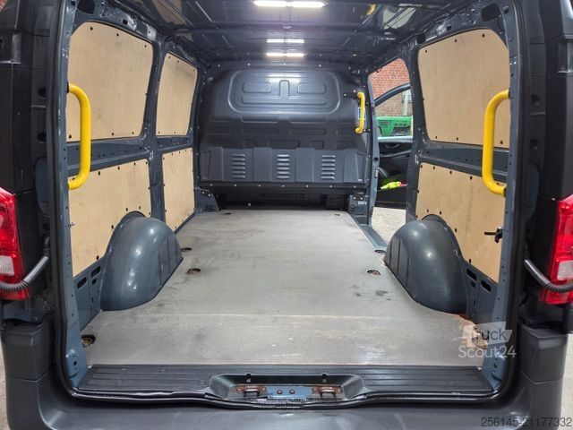Panel van MERCEDES-BENZ Vito Kasten 114 Kamera Tempom. Klima PDC+H E6