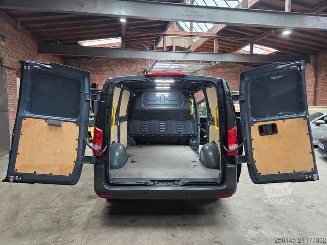 Panel van MERCEDES-BENZ Vito Kasten 114  Kamera Tempom. Klima PDC+H E6