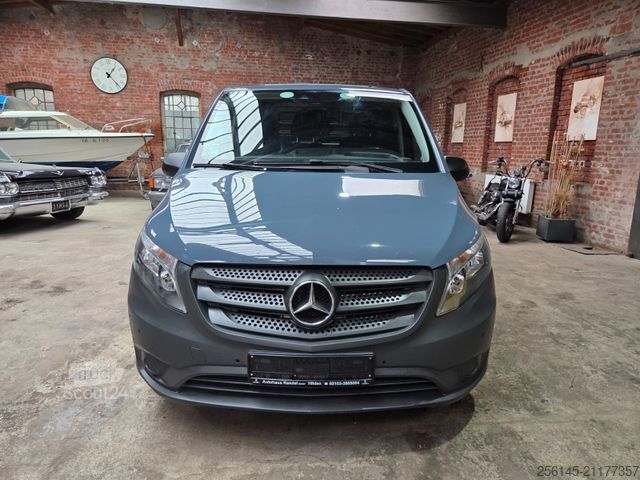 Kleinbus MERCEDES-BENZ Vito Kasten 114 Kamera Tempom. Klima PDC+H E6