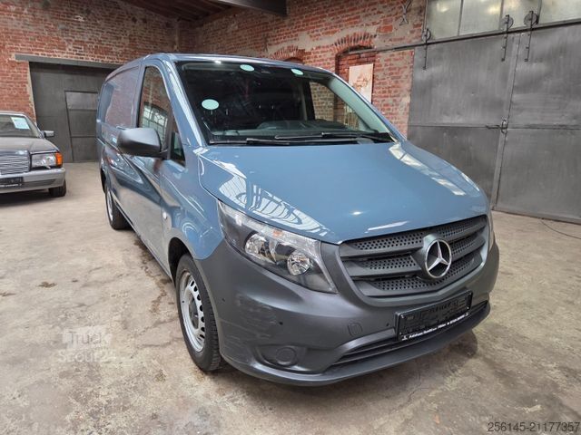 Kleinbus MERCEDES-BENZ Vito Kasten 114 Kamera Tempom. Klima PDC+H E6