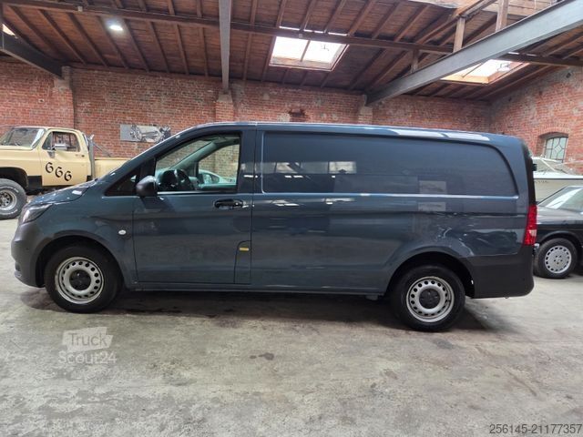 Kleinbus MERCEDES-BENZ Vito Kasten 114 Kamera Tempom. Klima PDC+H E6