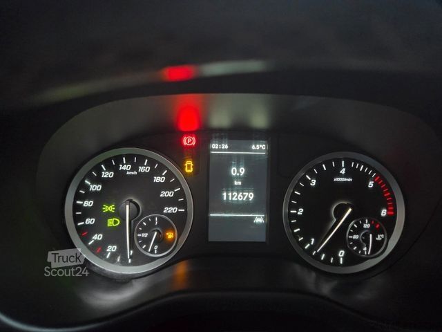 Kleinbus MERCEDES-BENZ Vito Kasten 114 Kamera Tempom. Klima PDC+H E6